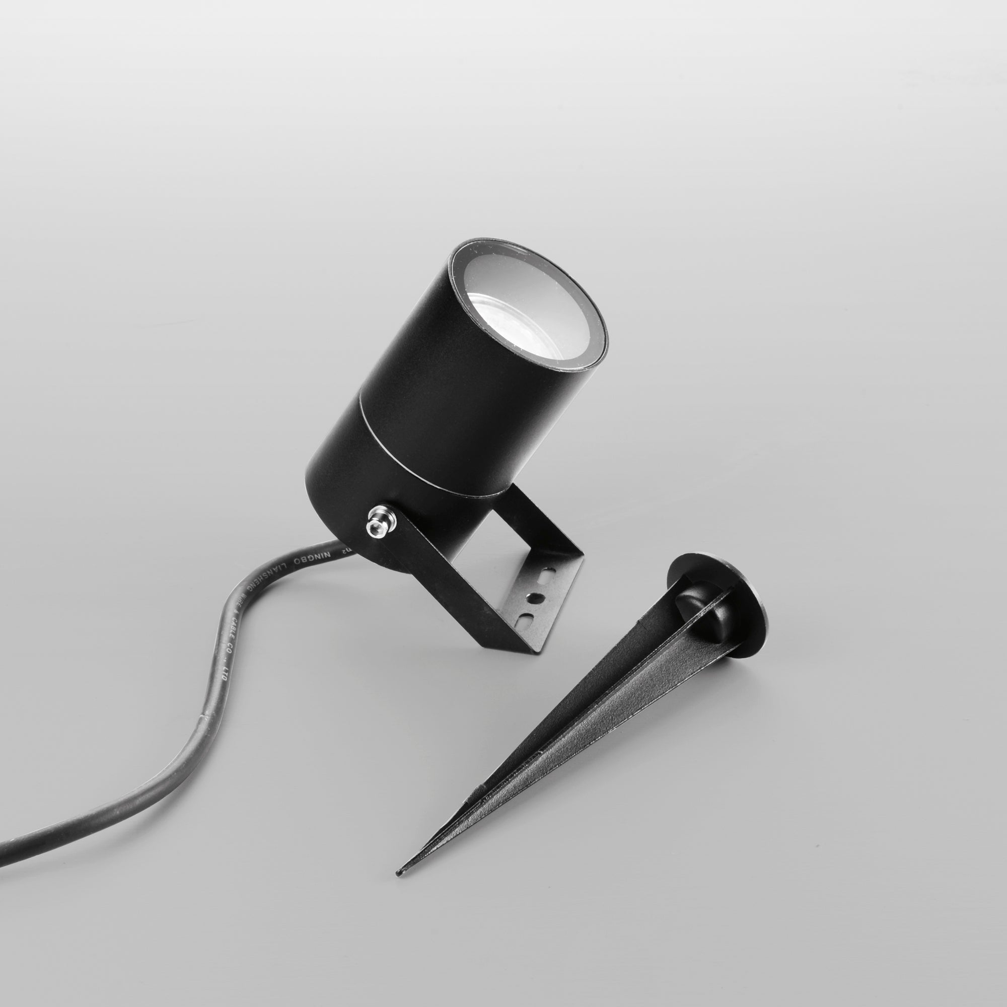 FAN Europe Reflektor AKRON Černá GU10 IP54 